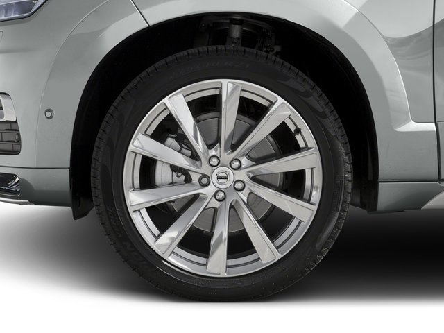 Used 2016 Volvo XC90 T6 Momentum w/ Momentum Plus Package AWD/4WD image 11