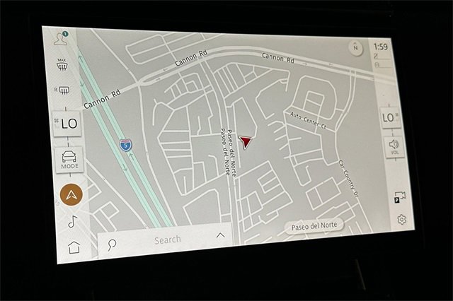 Certified 2024 Land Rover Range Rover Velar Dynamic SE image 18