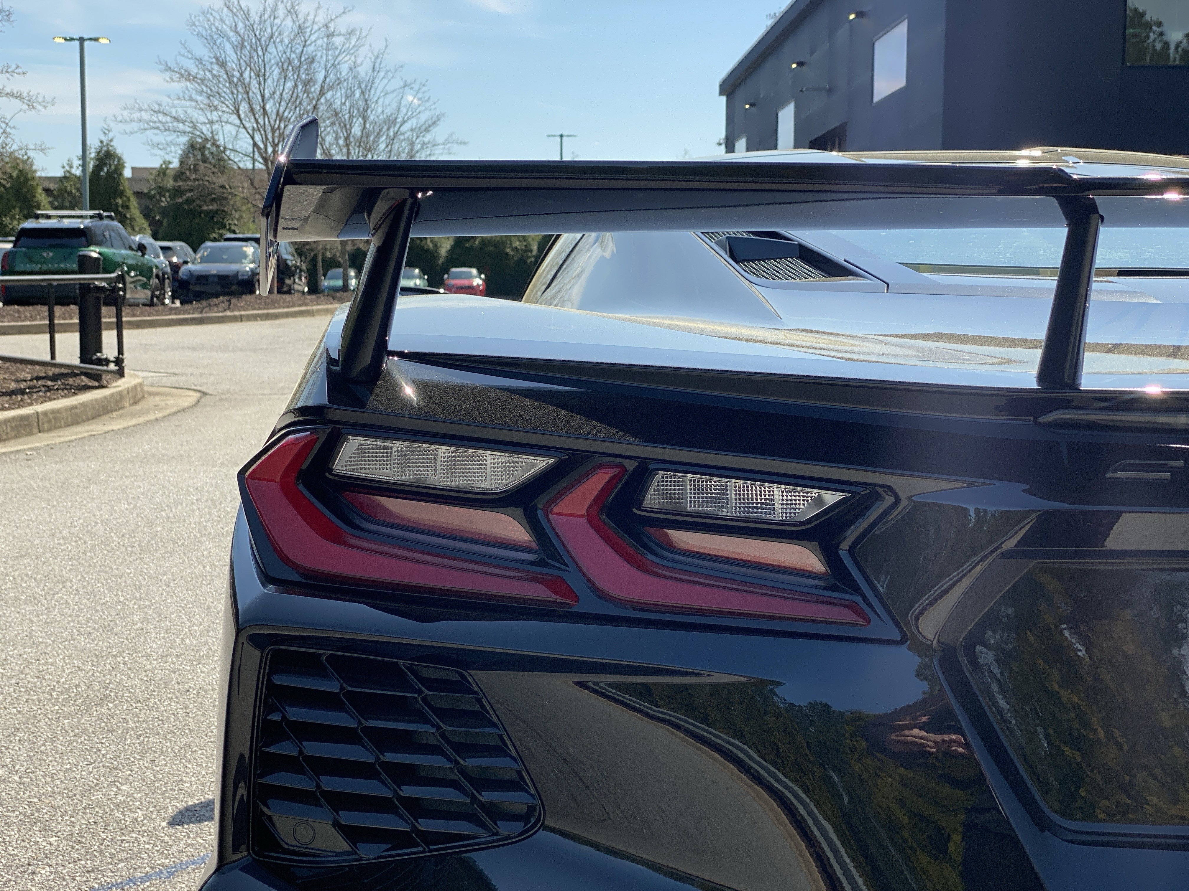 Used 2020 Chevrolet Corvette Stingray Coupe w/ 1LT image 38