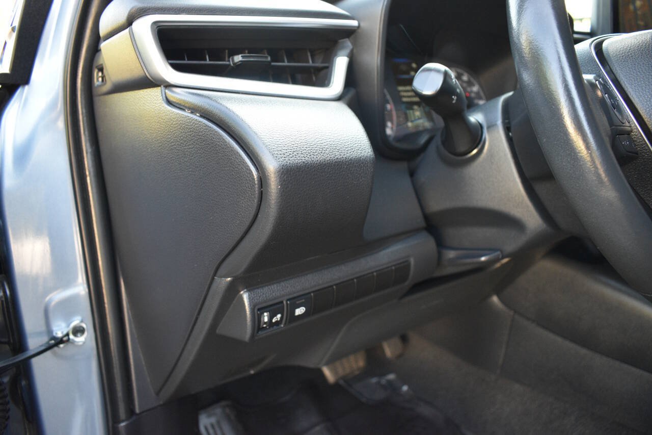 Used 2023 Toyota Corolla SE FWD image 19