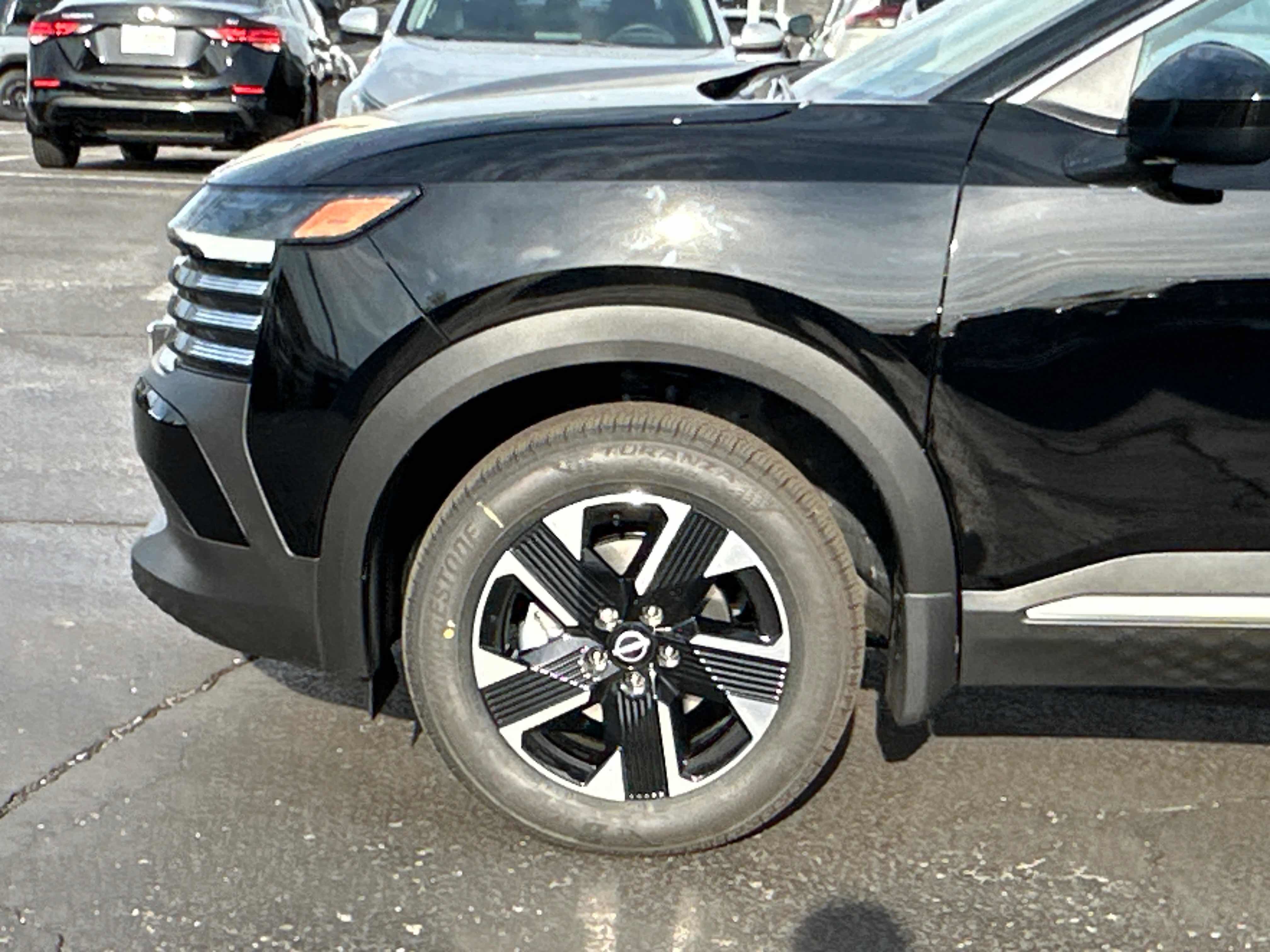 New 2026 Nissan Kicks SV w/ Cold Weather Package AWD/4WD image 7