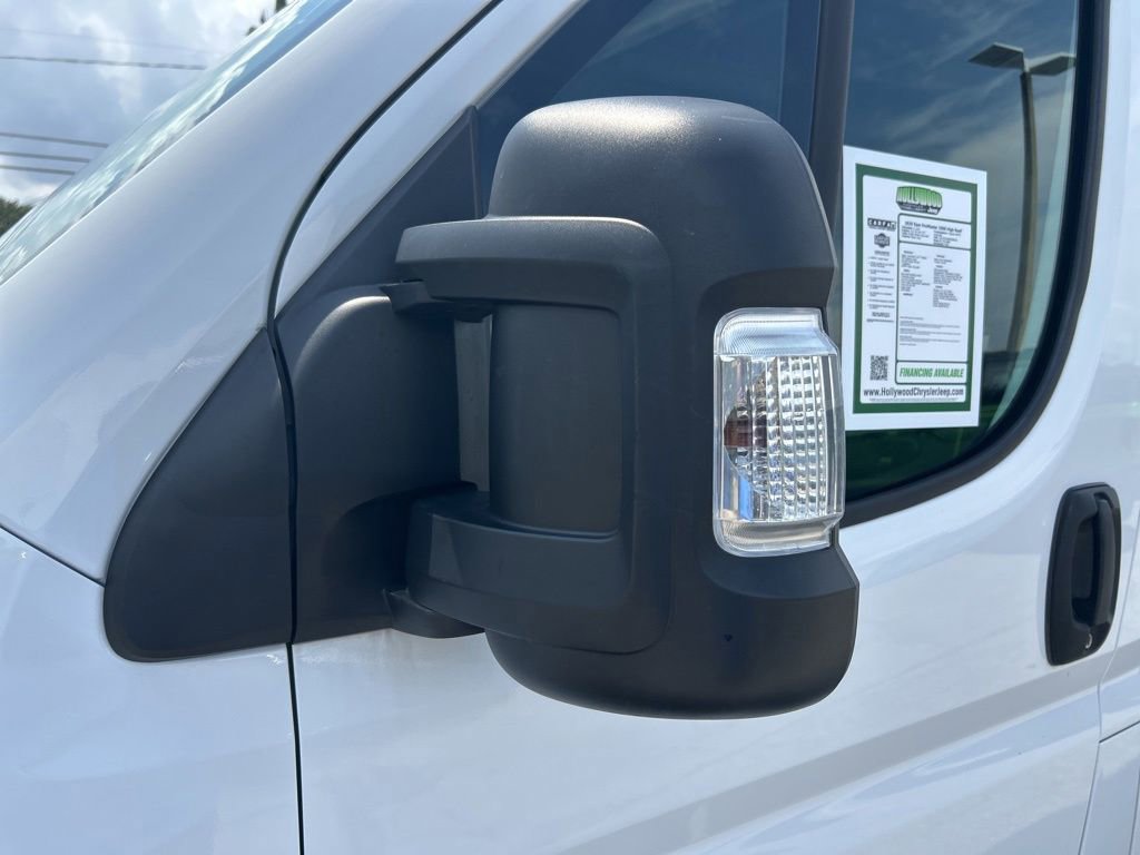 Used 2025 RAM ProMaster 2500 w/ Convenience Group FWD image 18