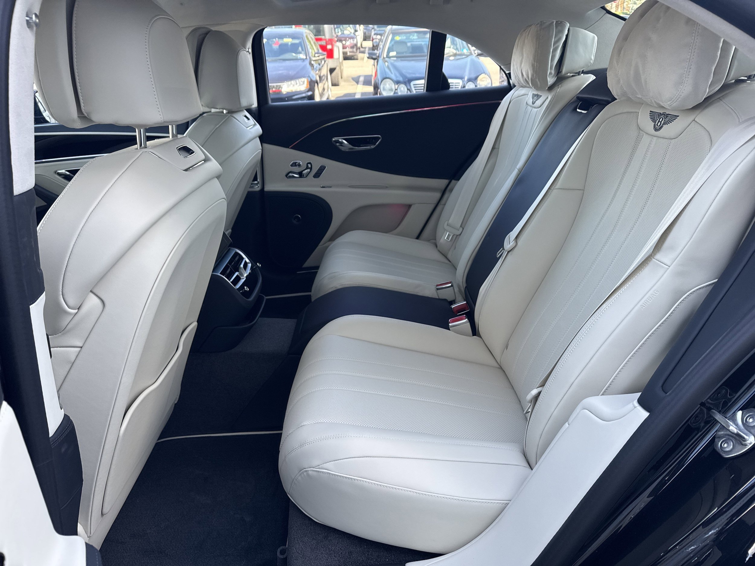 New 2026 Bentley Flying Spur Plug-In Hybrid image 26