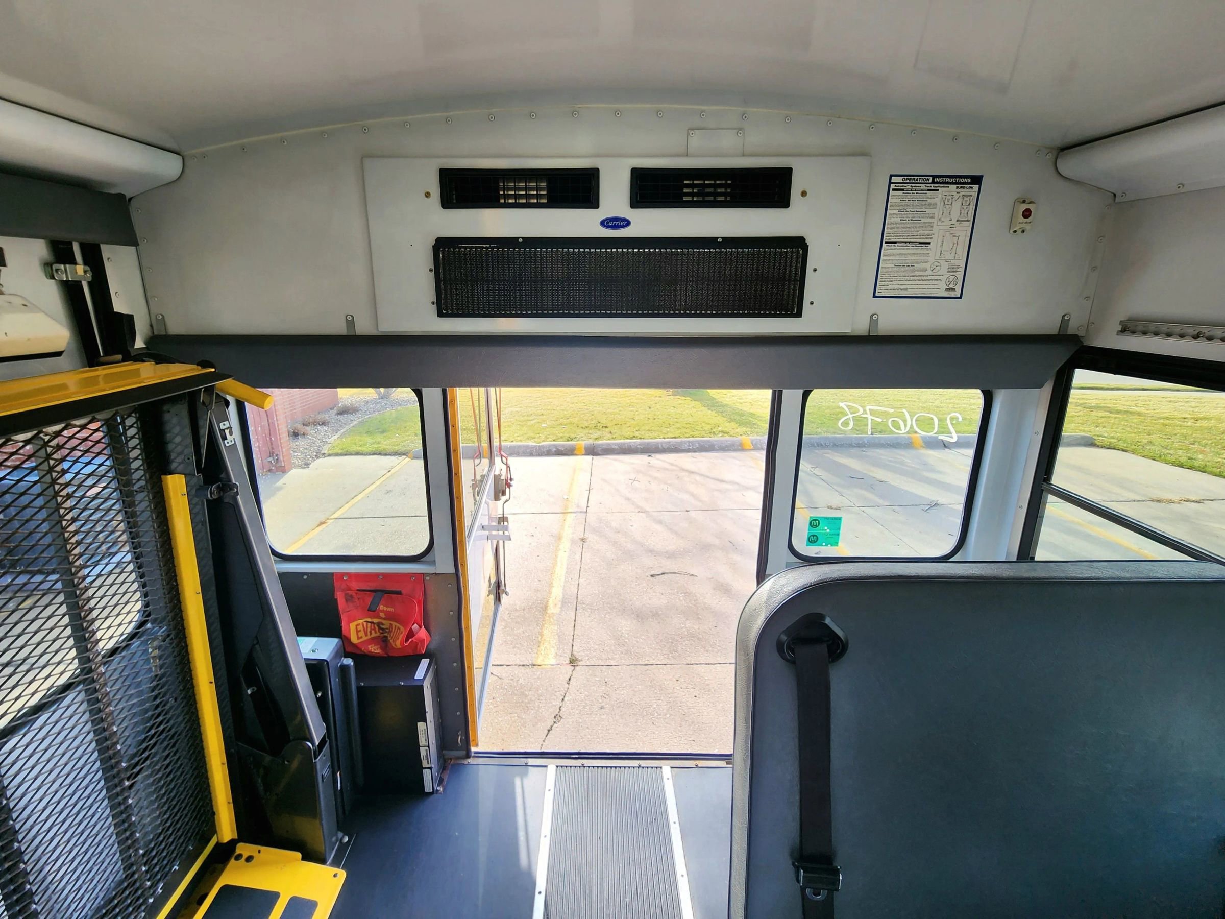 Used 2006 Ford E-450 and Econoline 450 E450 Cube Van 14'-18' image 20