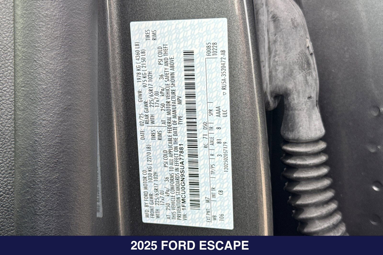 Used 2025 Ford Escape Active FWD image 30