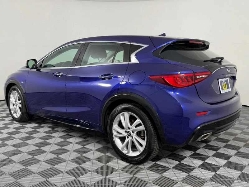 Used 2017 INFINITI QX30 FWD image 62