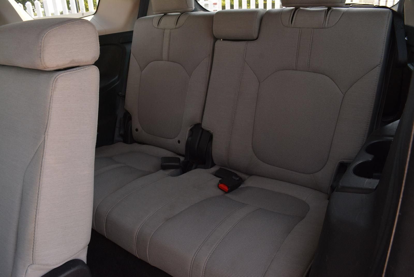 Used 2023 Honda Pilot LX image 15