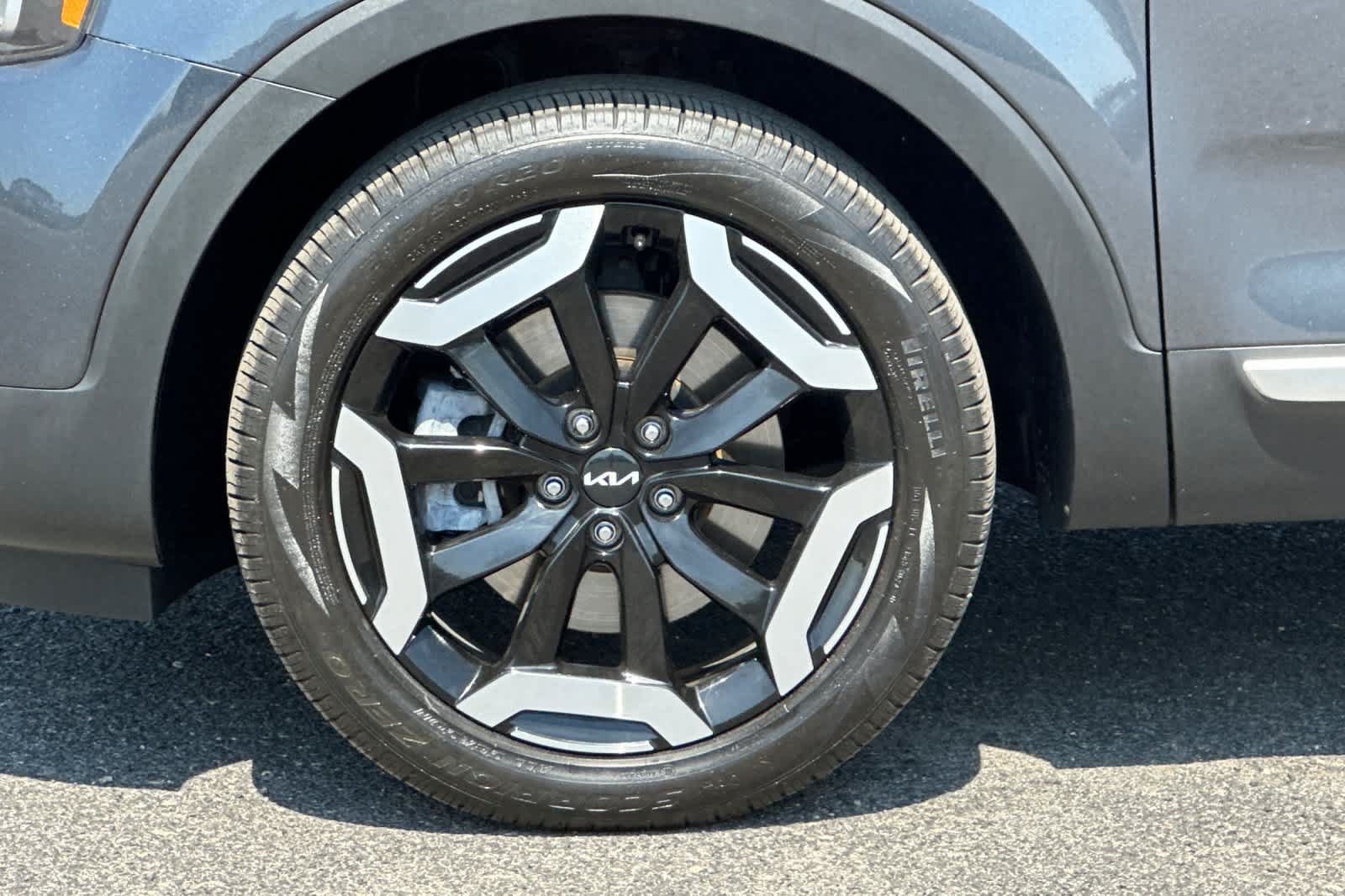 Used 2024 Kia Telluride S AWD/4WD image 32