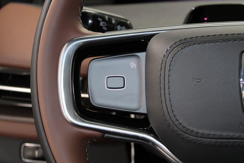 New 2025 Lincoln Navigator Reserve image 42