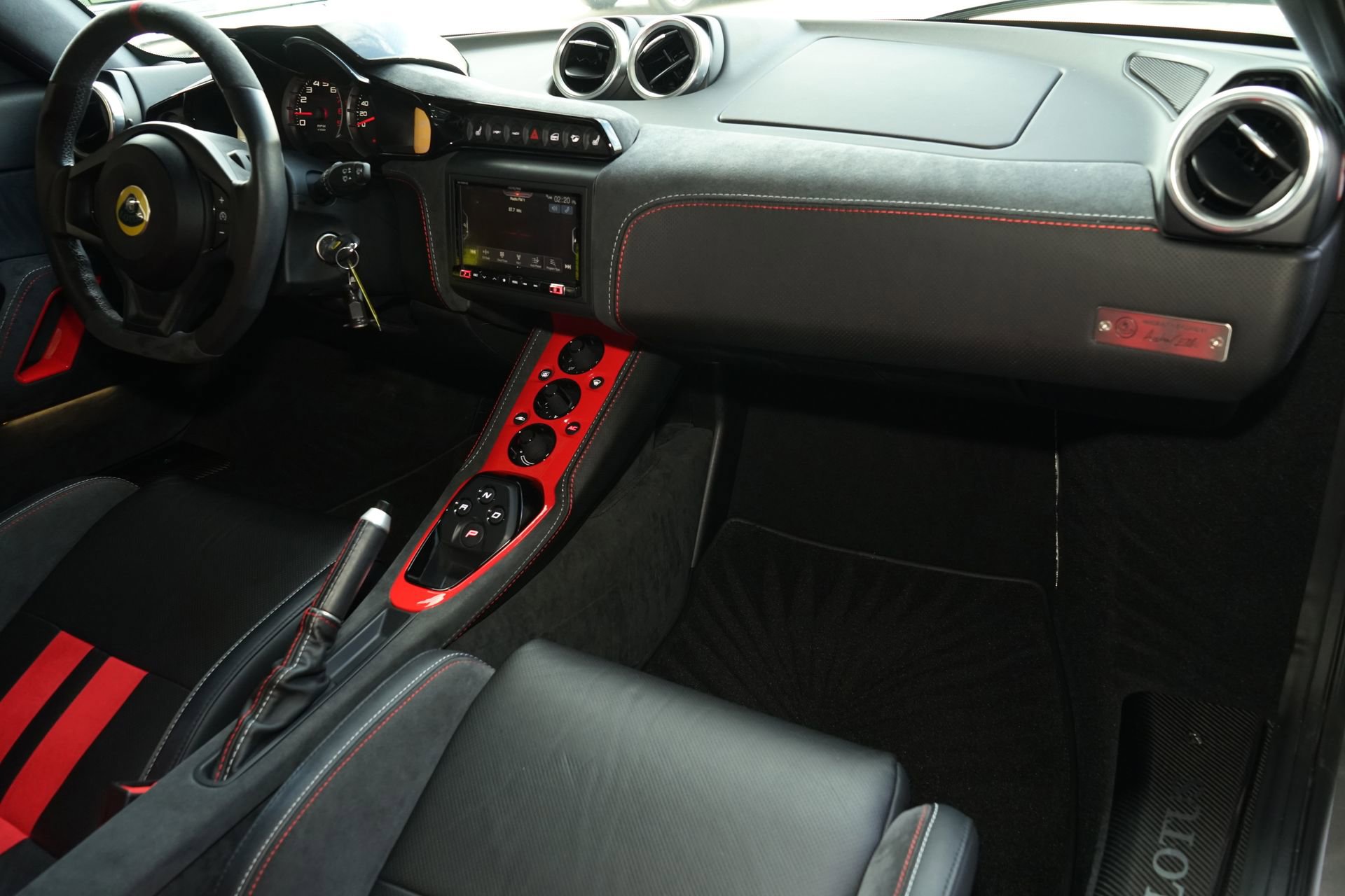 Used 2020 Lotus Evora image 12