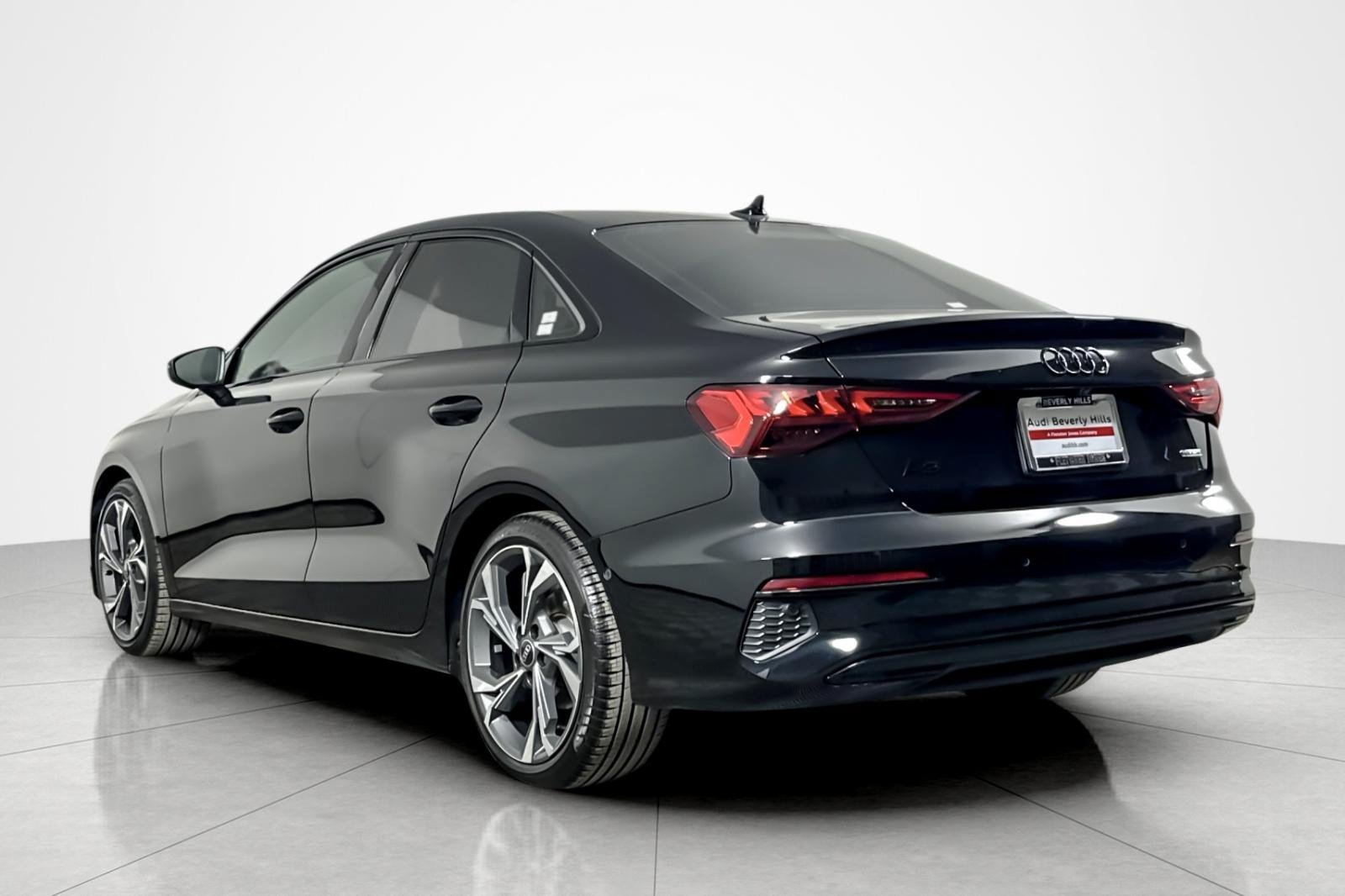 Used 2023 Audi A3 2.0T Premium w/ Convenience Package AWD/4WD image 3