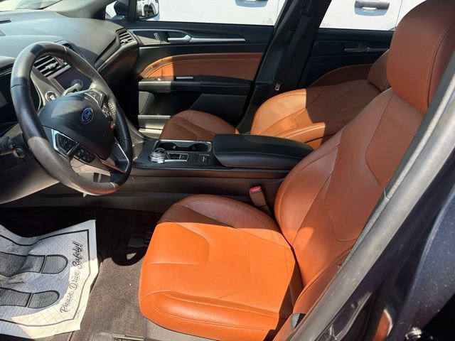 Used 2020 Ford Fusion Titanium FWD image 8