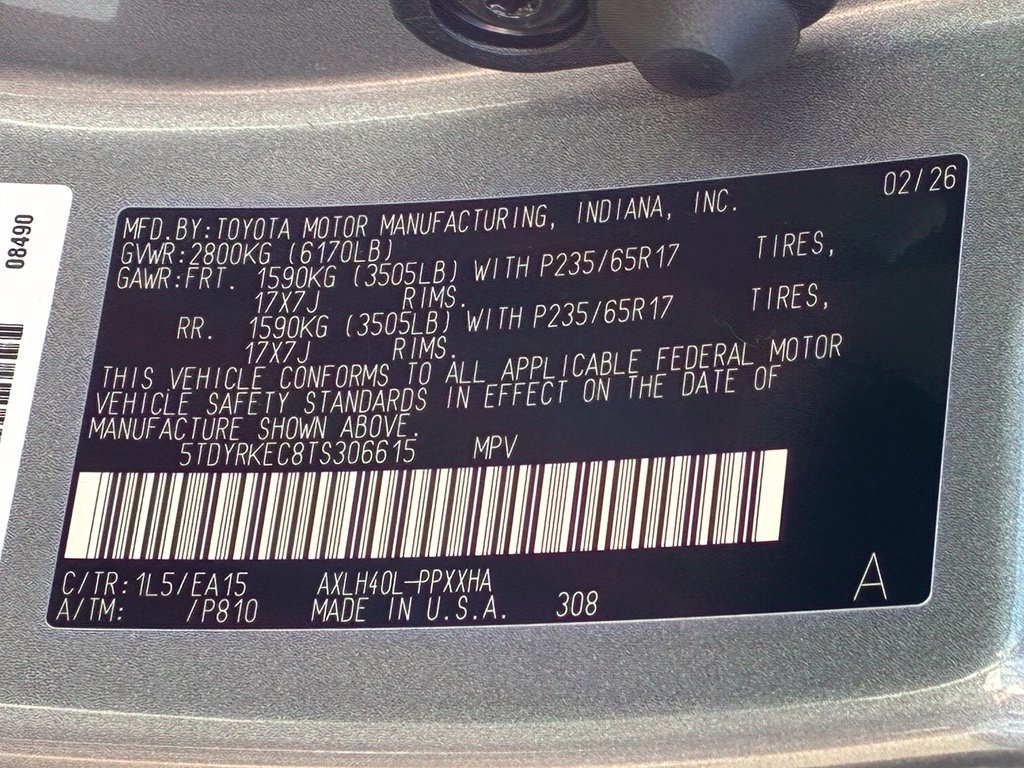 Used 2026 Toyota Sienna XLE FWD image 37