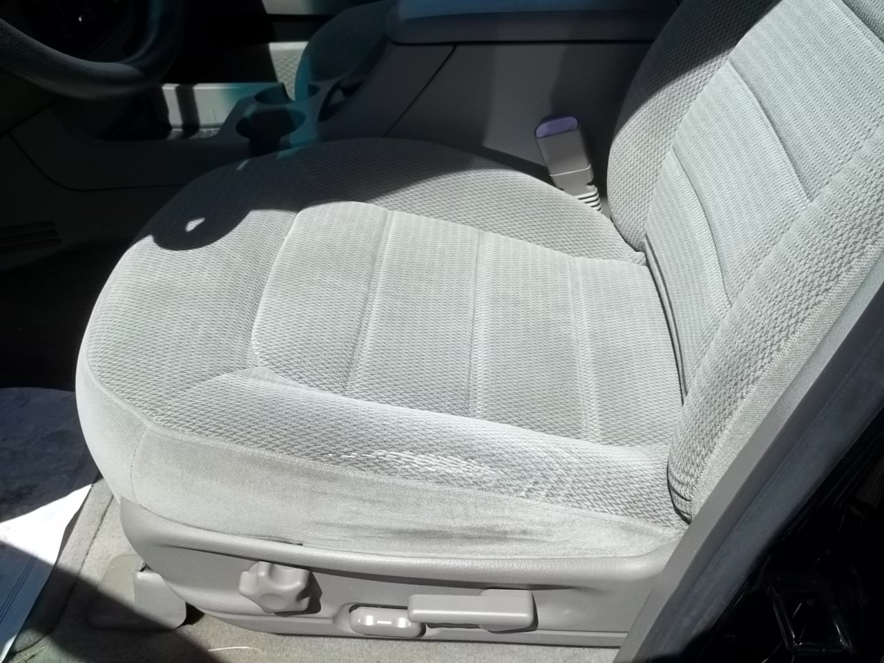 Used 2002 Ford Explorer XLT AWD/4WD image 7