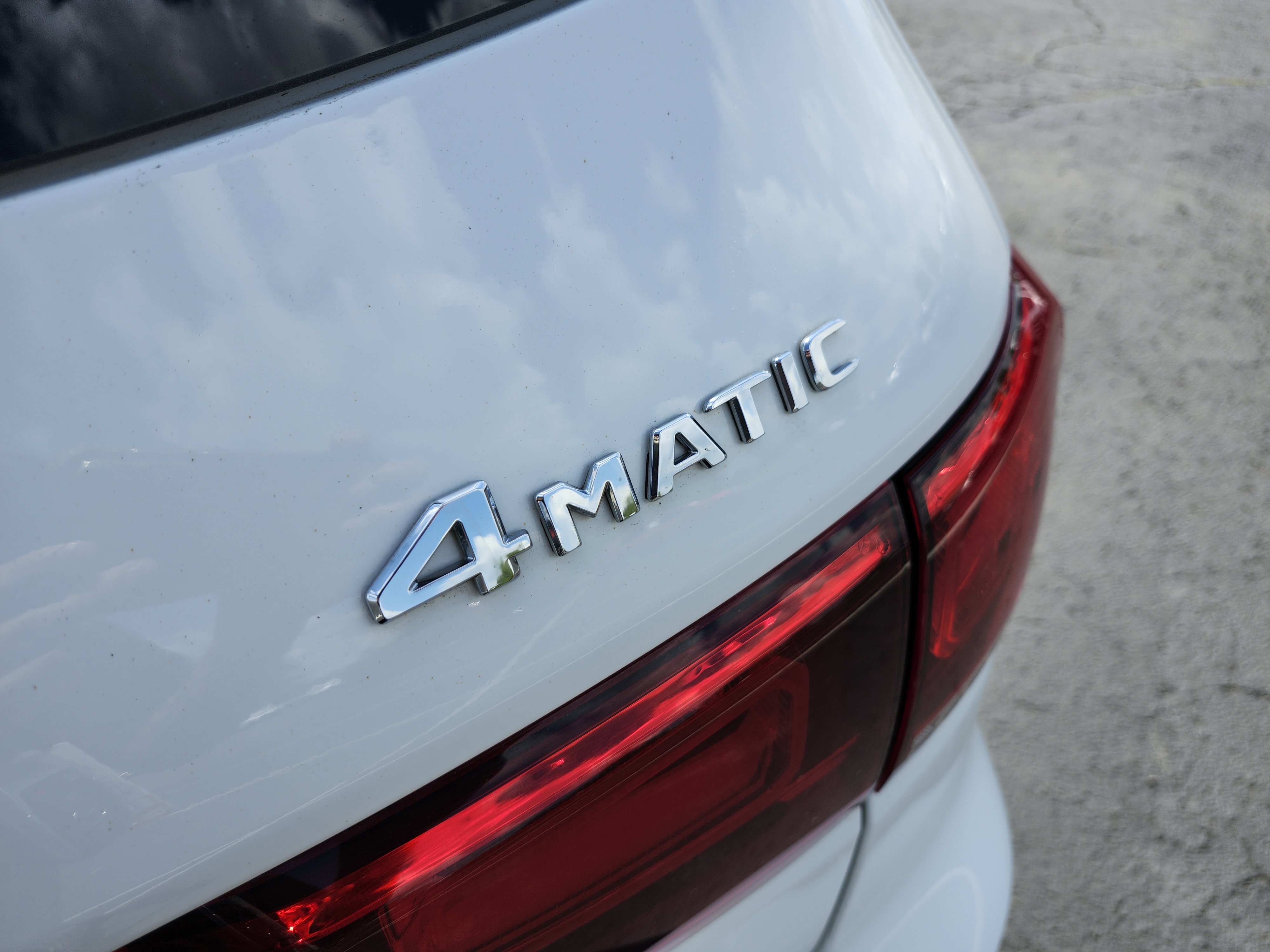 Used 2020 Mercedes-Benz GLB 250 4MATIC w/ Premium Package image 21