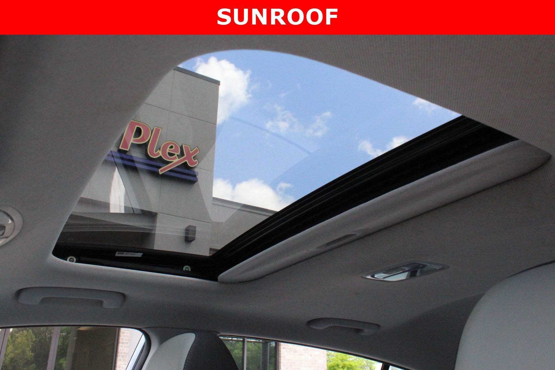 Used 2022 Hyundai Ioniq Limited FWD image 26