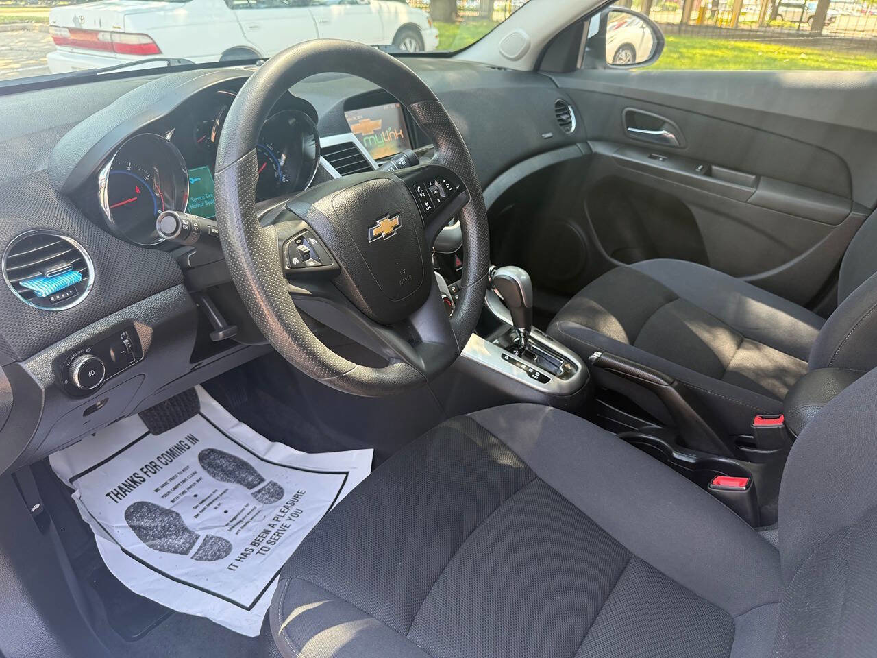 Used 2016 Chevrolet Cruze LT FWD image 11