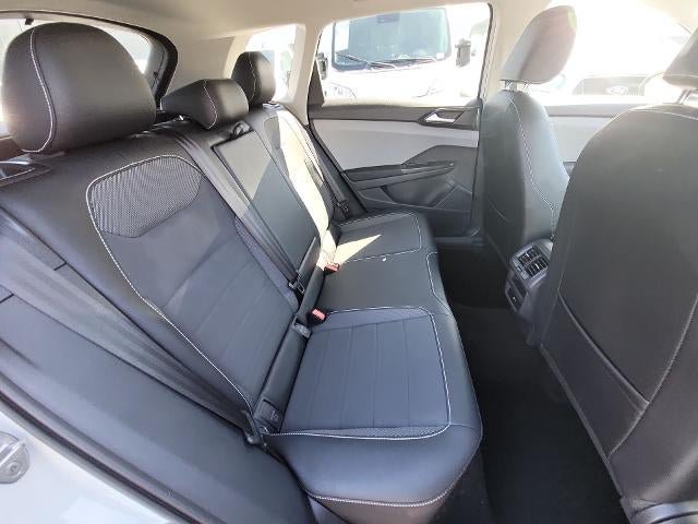 Used 2023 Volkswagen Taos SE w/ Black Wheel Package FWD image 25
