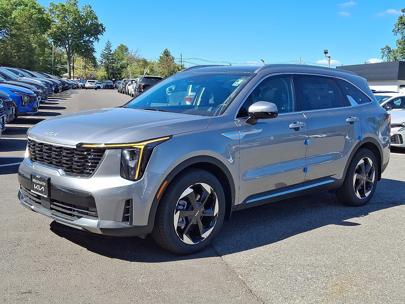 New 2025 Kia Sorento EX w/ EX Panoramic Sunroof Package image 2