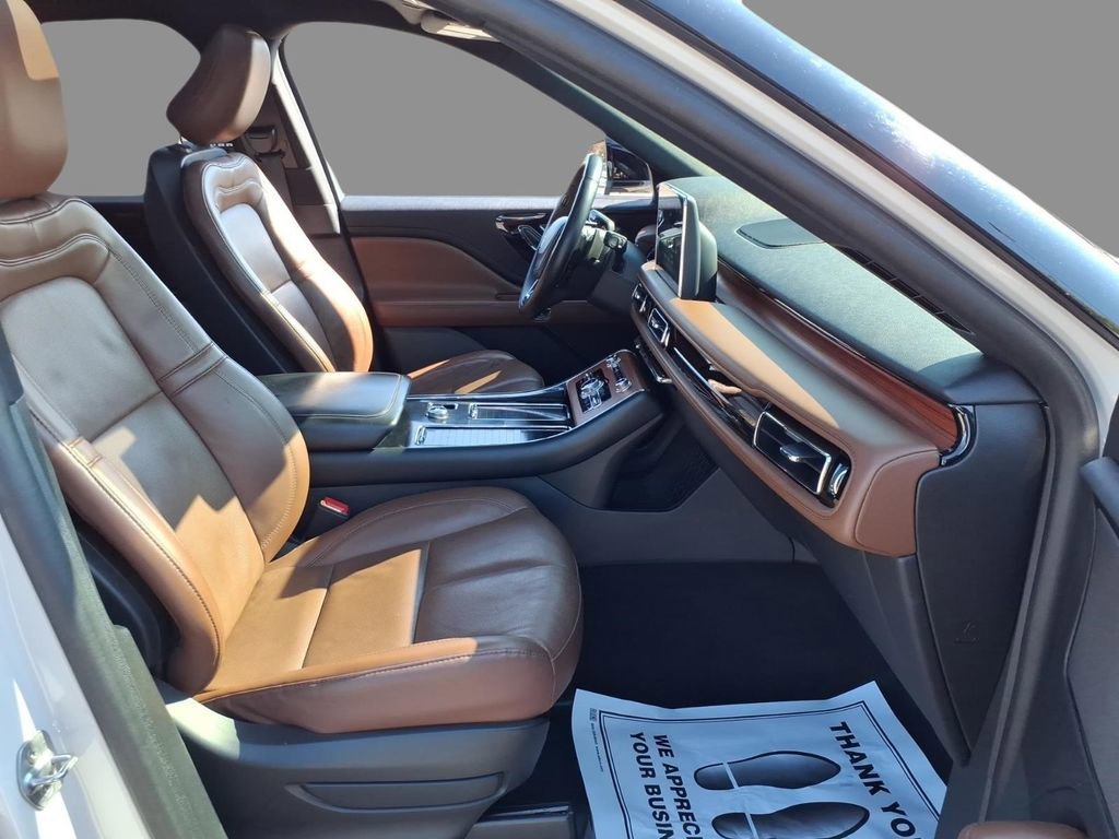 Certified 2023 Lincoln Aviator Reserve w/ Elements Package Plus image 13