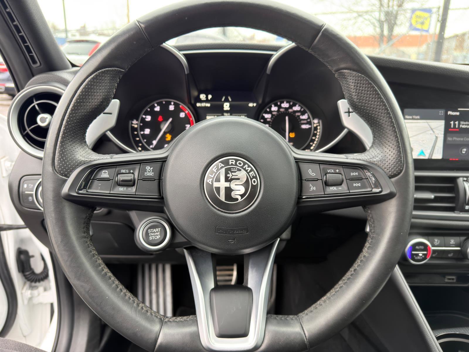 Used 2022 Alfa Romeo Giulia Veloce image 17