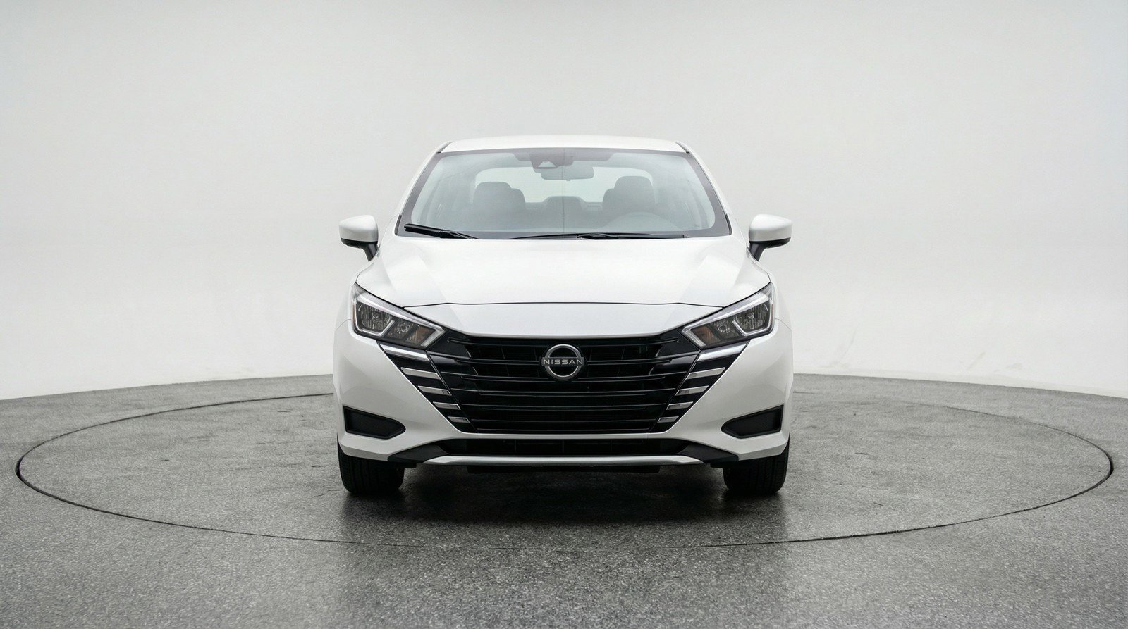 Used 2025 Nissan Versa SV FWD image 2