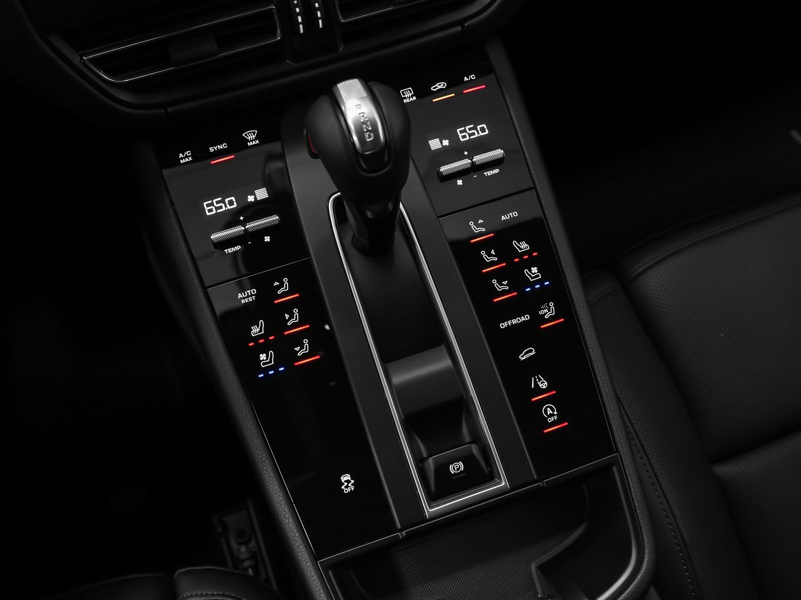 Certified 2026 Porsche Macan image 37