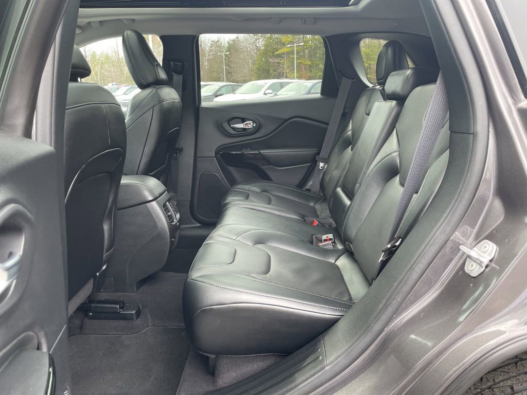 Used 2023 Jeep Cherokee Altitude Lux w/ Lux Elite Package AWD/4WD image 31