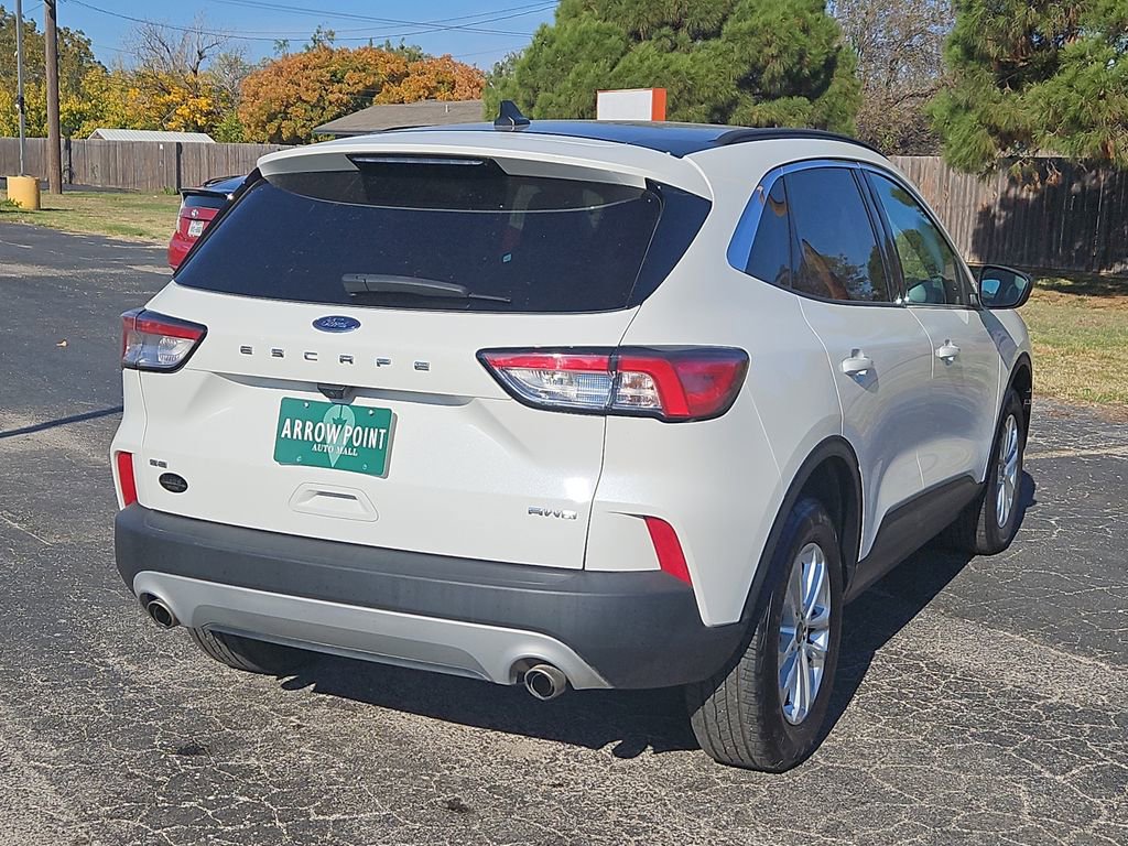 Used 2022 Ford Escape SE w/ Cold Weather Package image 10