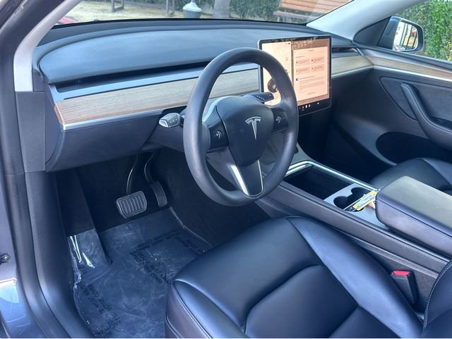 Used 2023 Tesla Model Y Long Range image 23