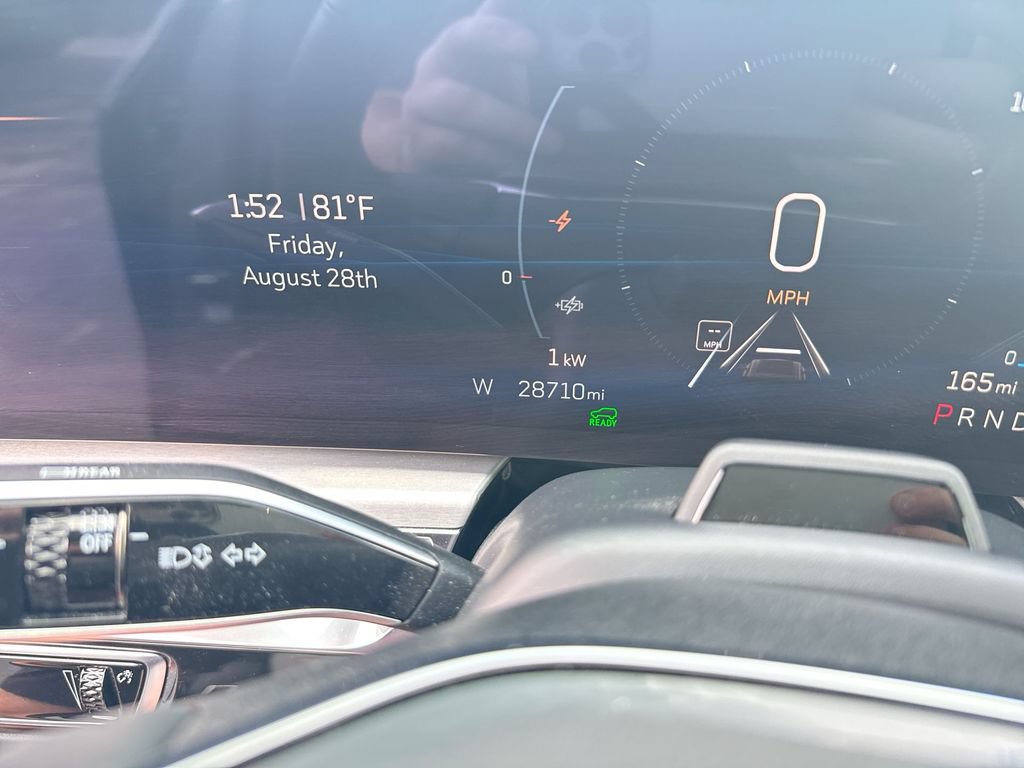 Used 2023 Cadillac Lyriq 2WD image 21