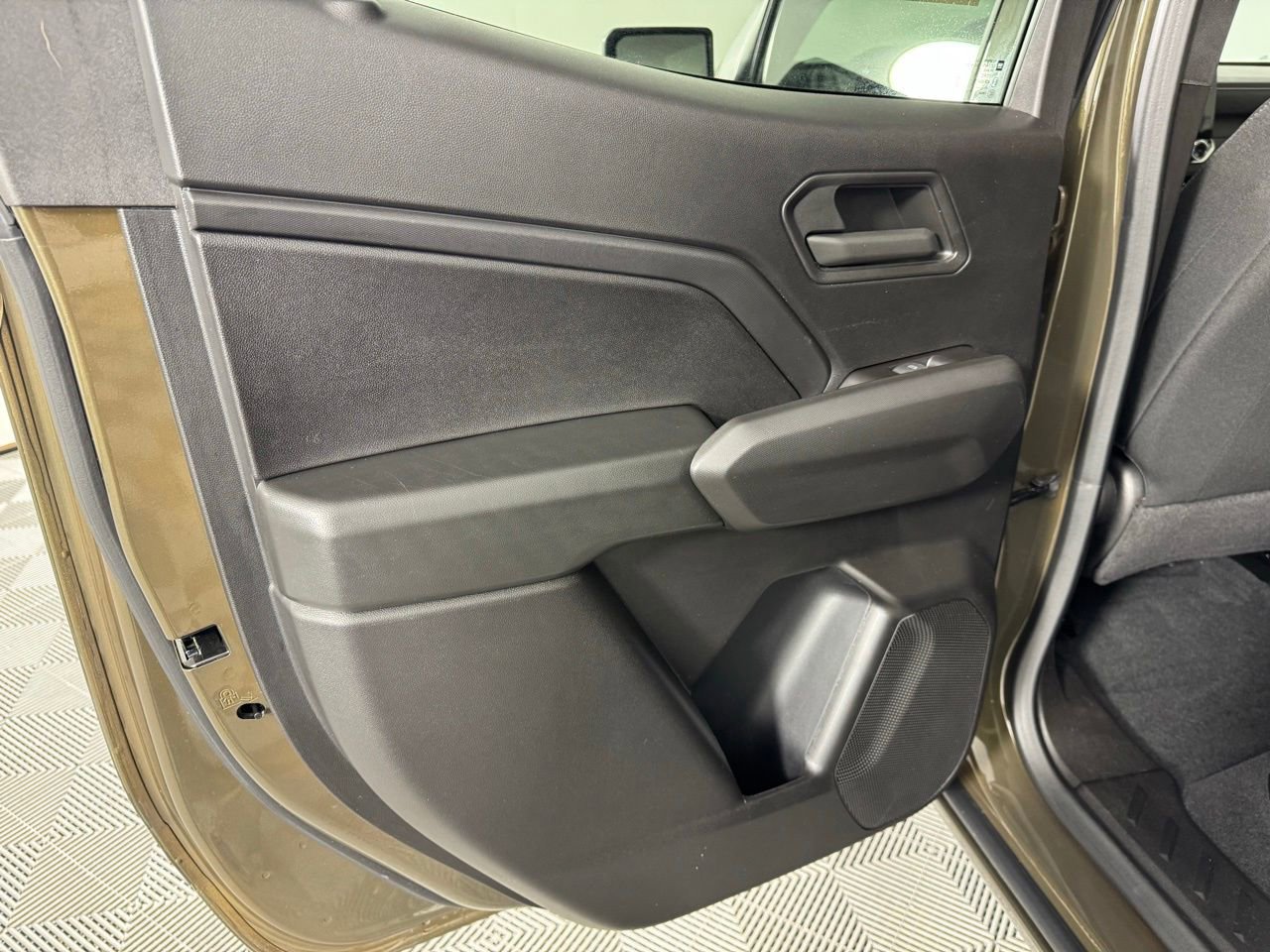 Used 2024 Chevrolet Colorado W/T w/ WT Convenience Package image 20