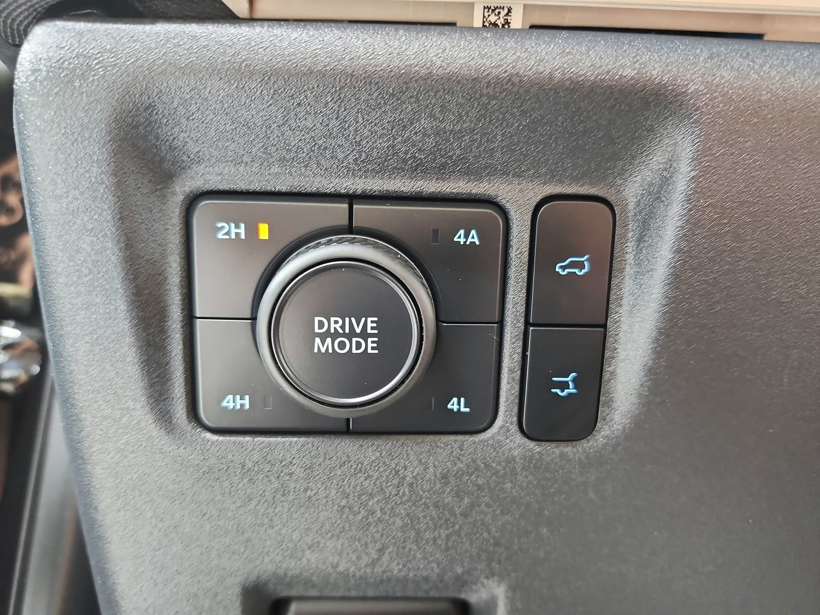Used 2025 Ford Expedition Active AWD/4WD image 30