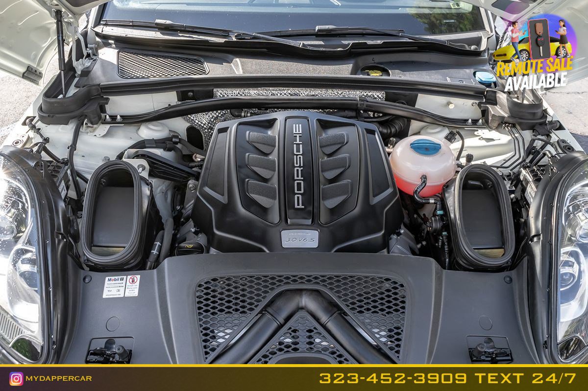 Used 2018 Porsche Macan S AWD/4WD image 18