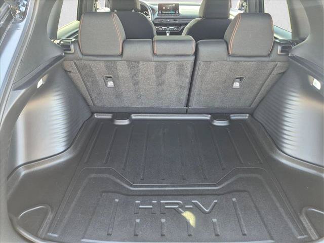 Used 2025 Honda HR-V Sport image 6