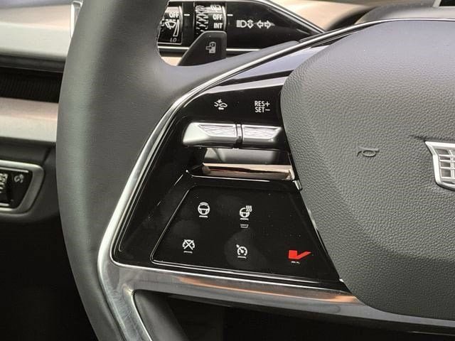 New 2027 Cadillac Vistiq Luxury AWD/4WD image 12