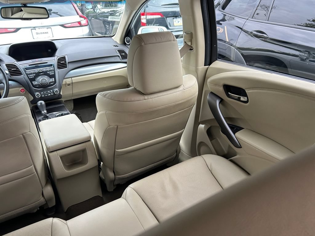 Used 2015 Acura RDX w/ Technology Package AWD/4WD image 11