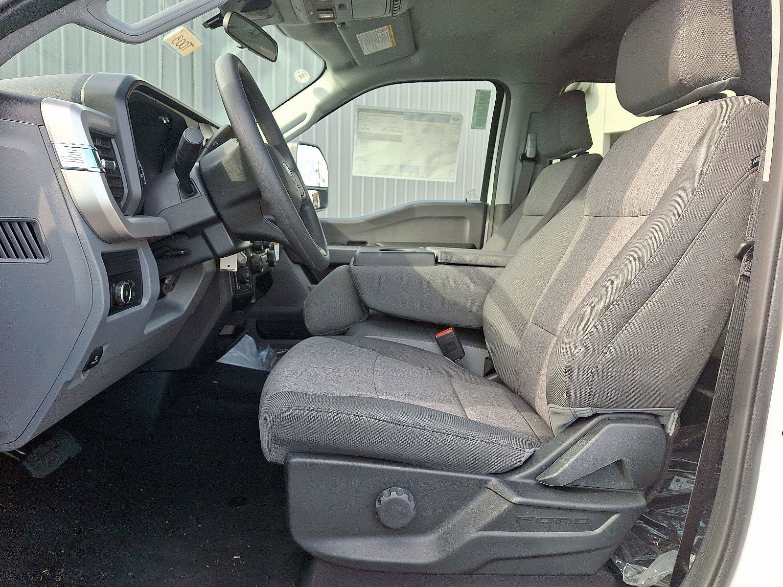 New 2026 Ford F250 XL image 9