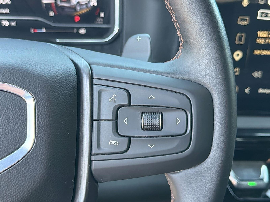 Used 2025 GMC Sierra 1500 AT4 AWD/4WD image 9