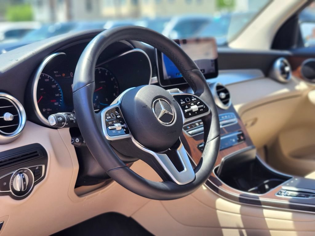 Certified 2022 Mercedes-Benz GLC 300 4MATIC image 19