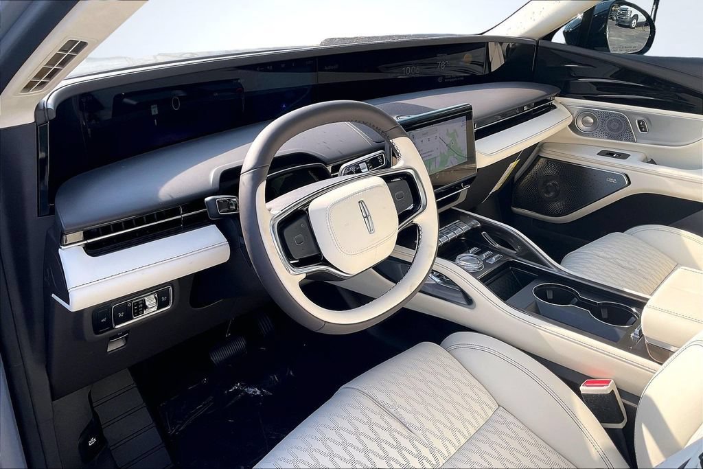 New 2026 Lincoln Nautilus Black Label w/ Jet Appearance Package AWD/4WD image 7