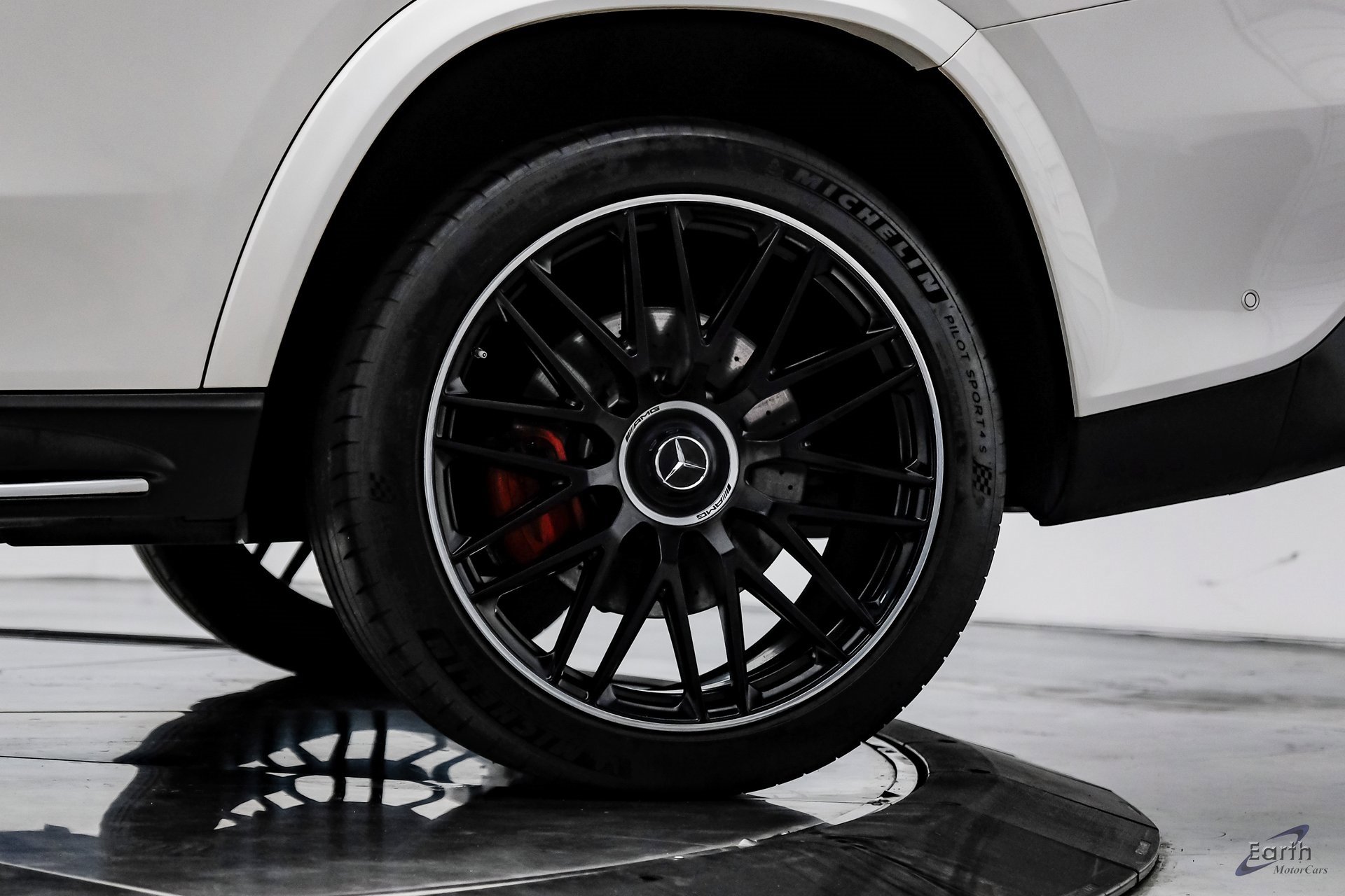 Used 2022 Mercedes-Benz GLS 63 AMG 4MATIC w/ Warmth & Comfort Package image 95