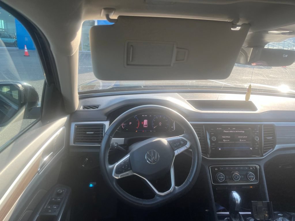 Used 2021 Volkswagen Atlas SEL AWD/4WD image 3