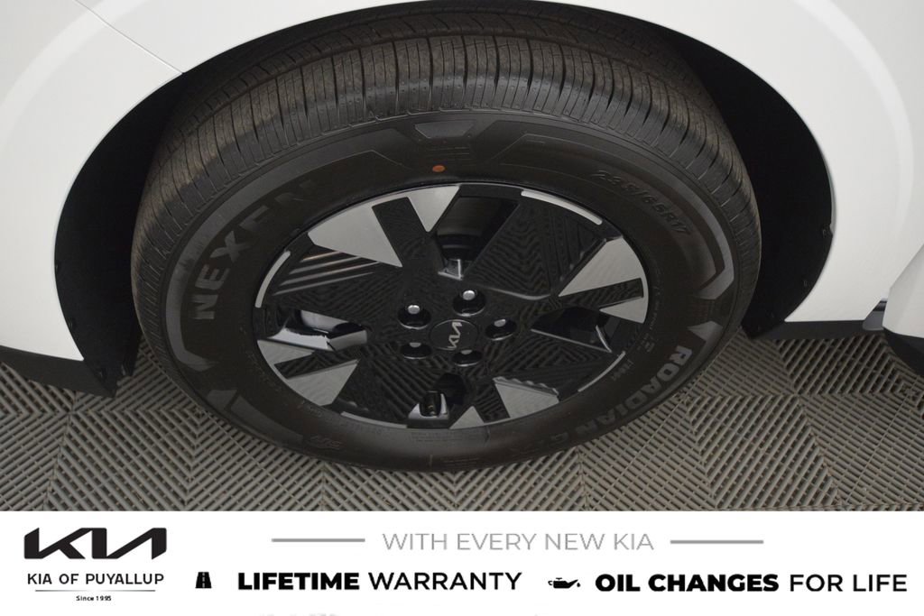 New 2026 Kia Carnival LXS image 21