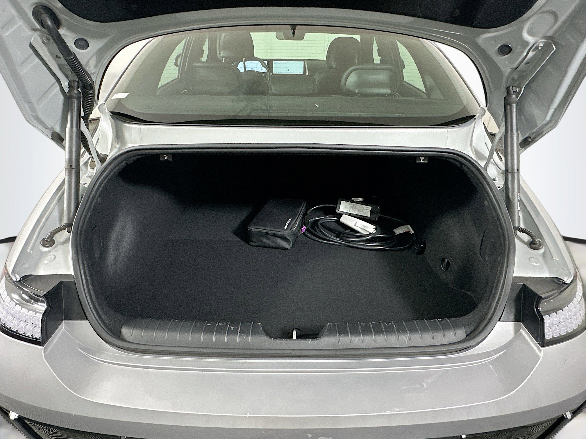Used 2024 Hyundai Ioniq 6 SEL RWD image 30