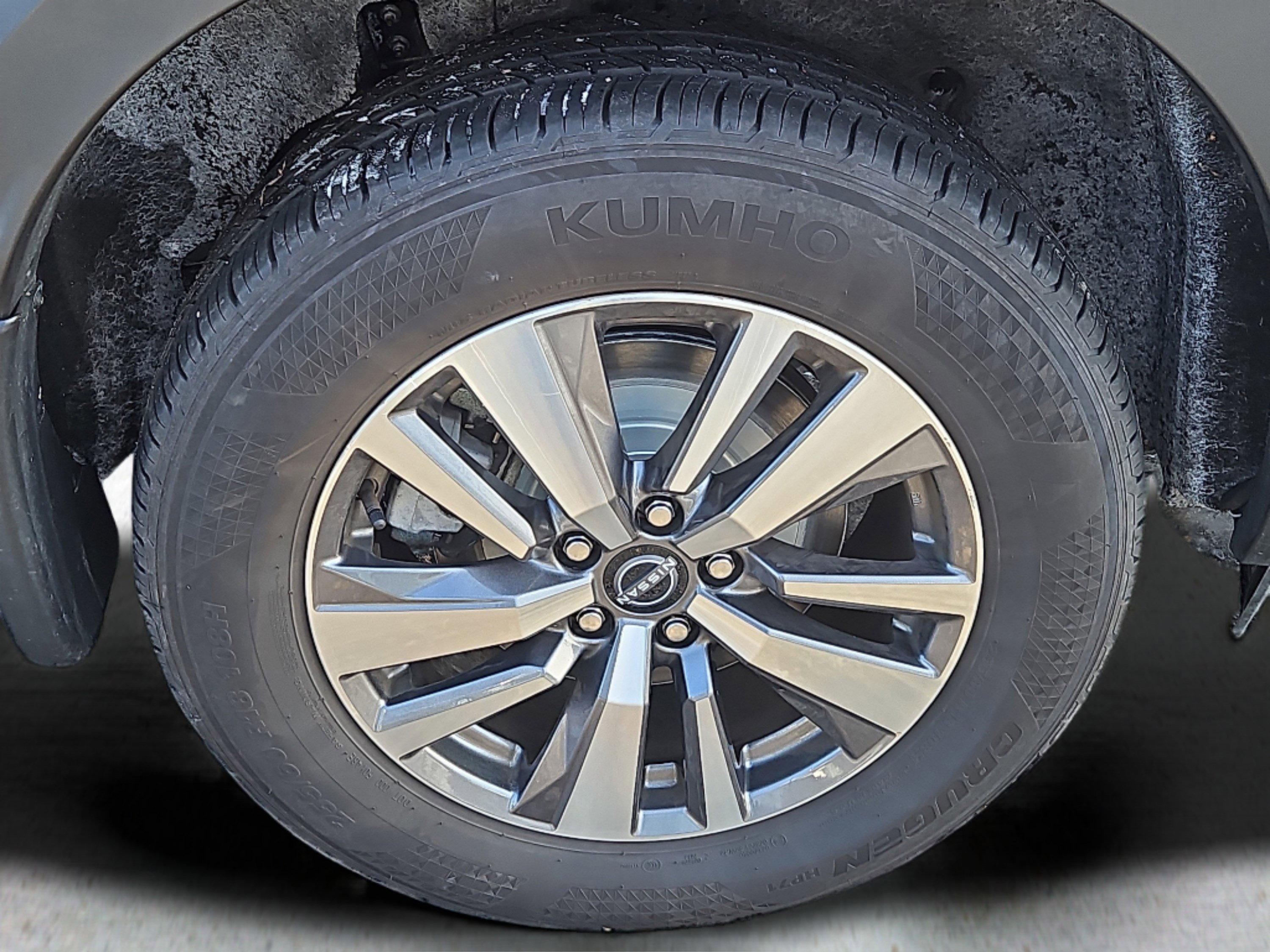 Used 2022 Nissan Pathfinder SL w/ SL Black Package image 23