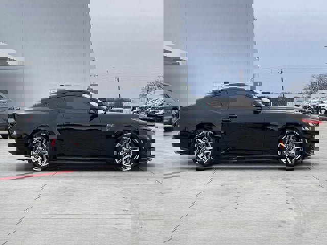 Used 2024 Ford Mustang GT Premium image 7