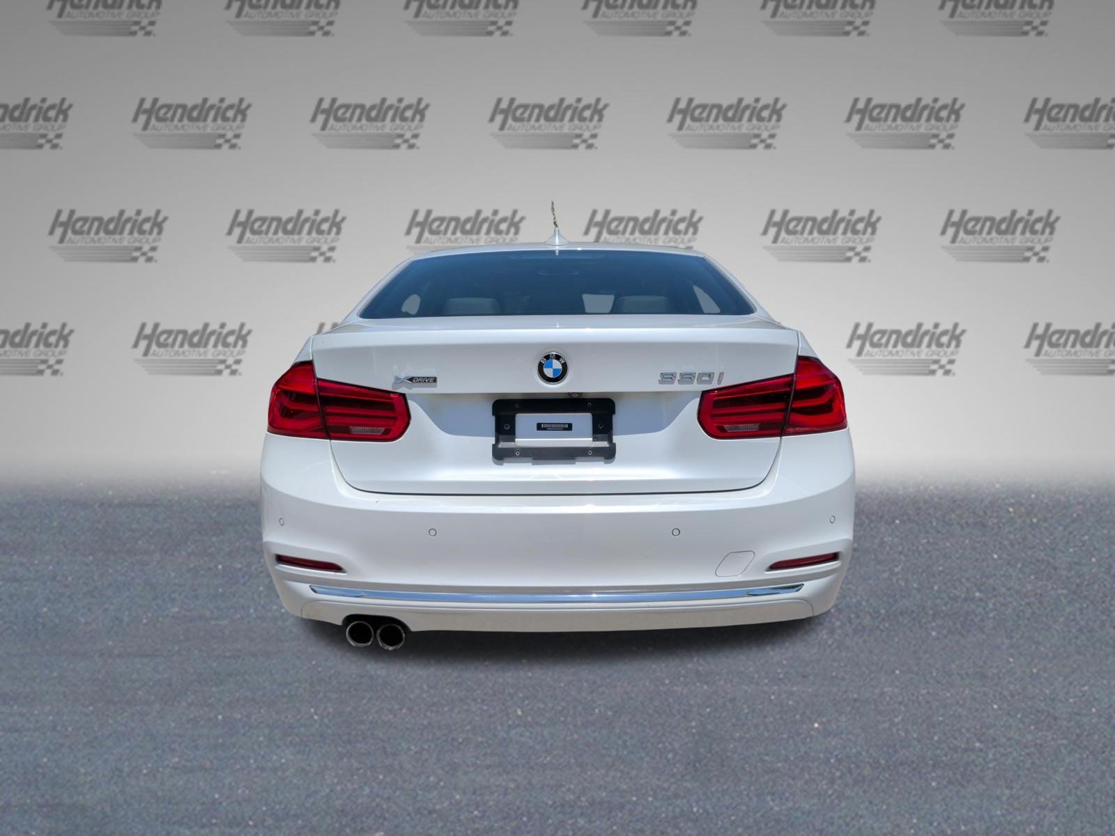Used 2018 BMW 330i xDrive Sedan w/ Premium Package AWD/4WD image 8