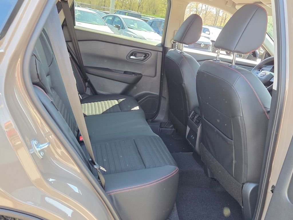 New 2026 Nissan Sentra SL w/ Floor Mat Package image 12