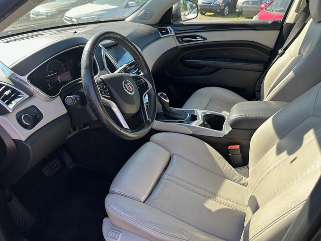Used 2016 Cadillac SRX Luxury w/ Driver Awareness Package AWD/4WD image 4